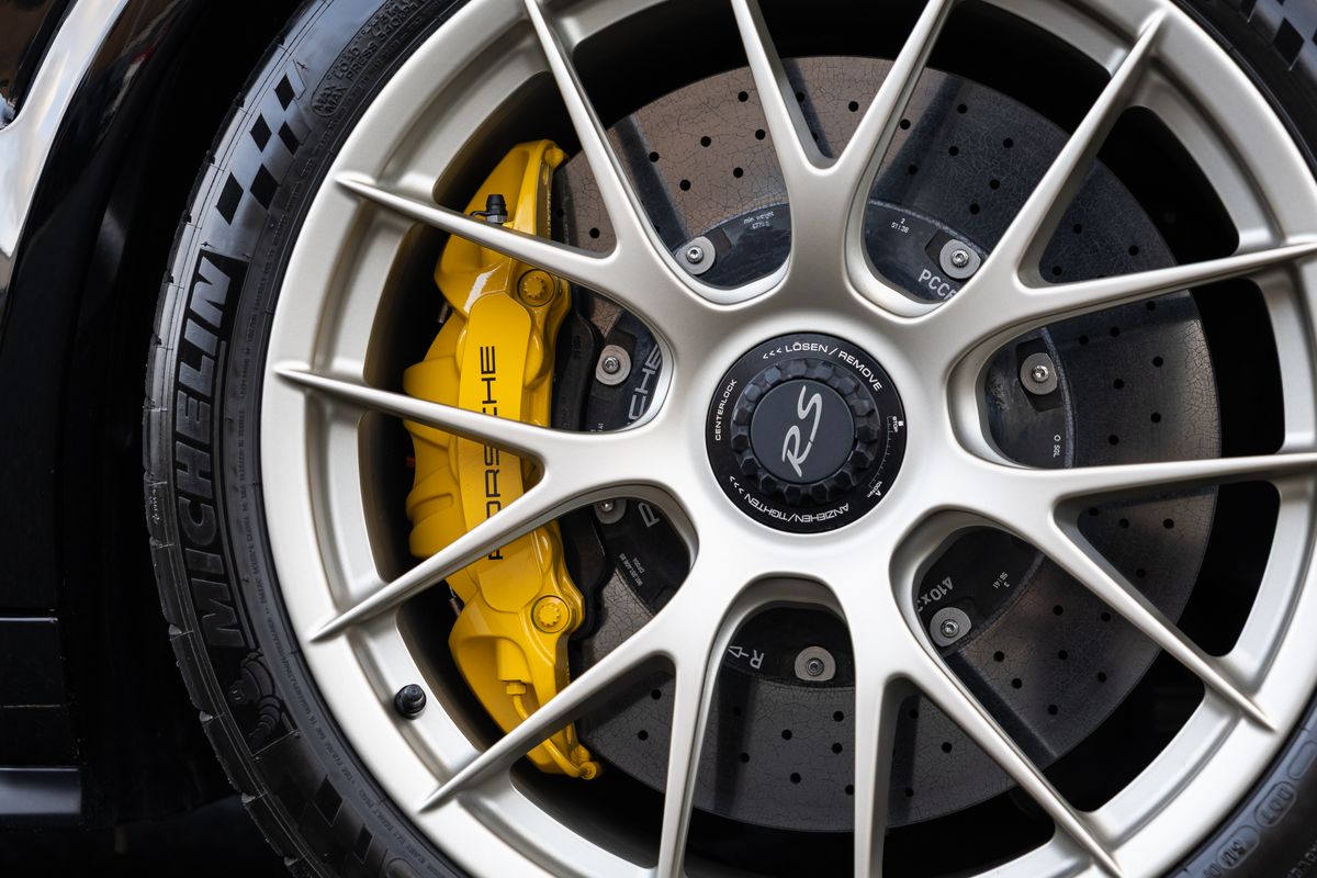 2018 Porsche 911 (991.2) GT2 RS Weissach