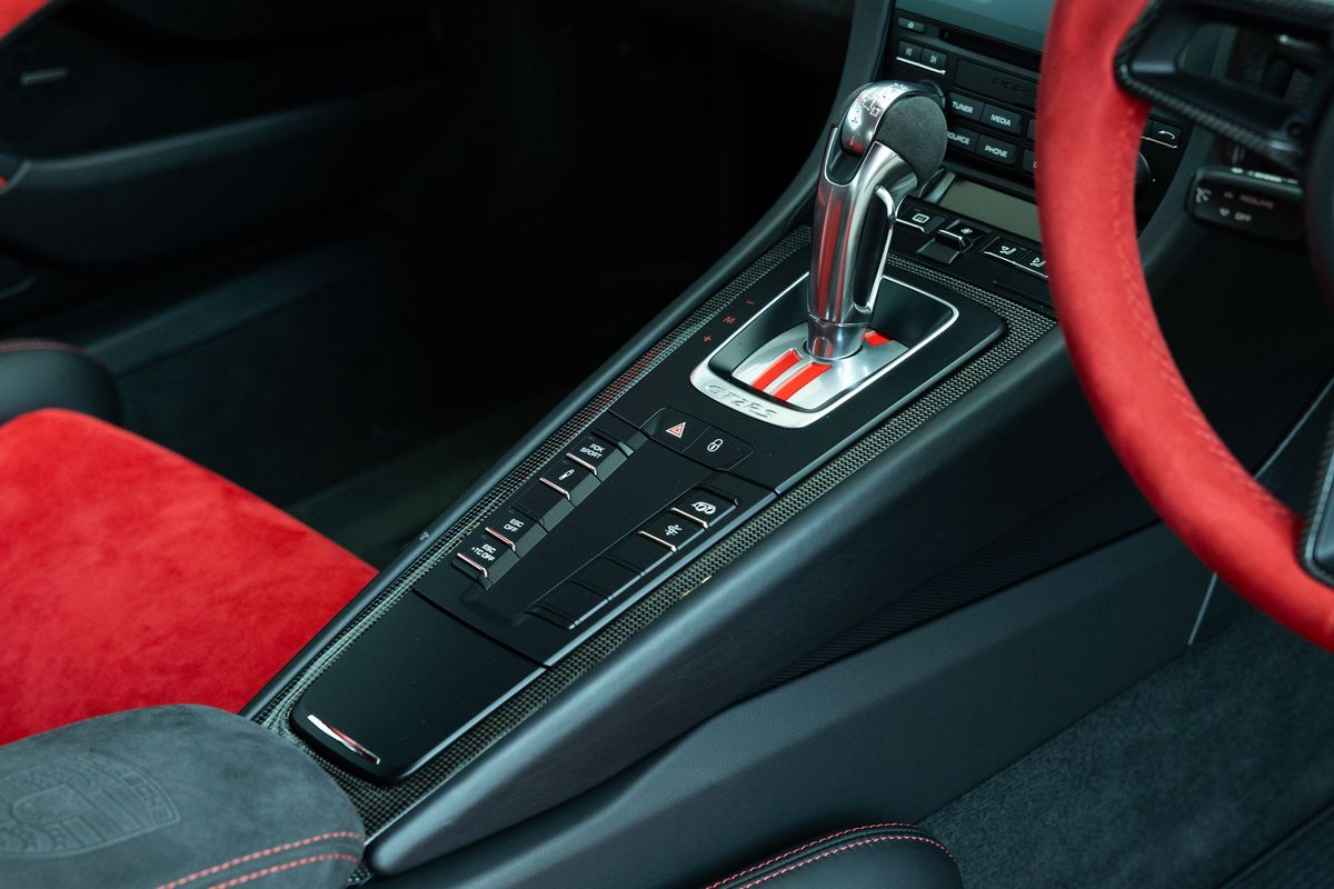 2018 Porsche 911 (991.2) GT2 RS Weissach