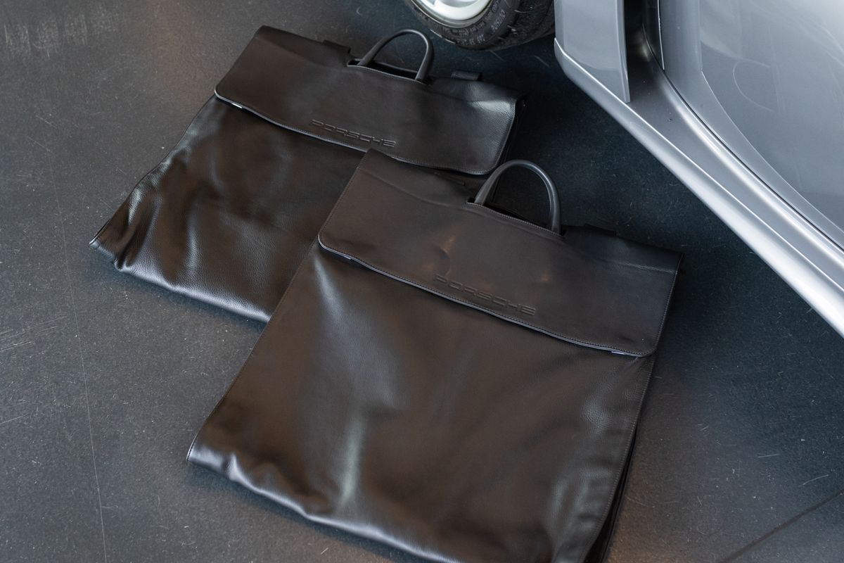 2004 Porsche Carrera GT