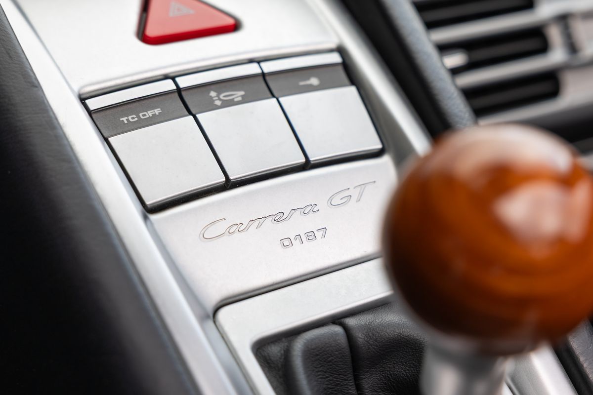 2004 Porsche Carrera GT