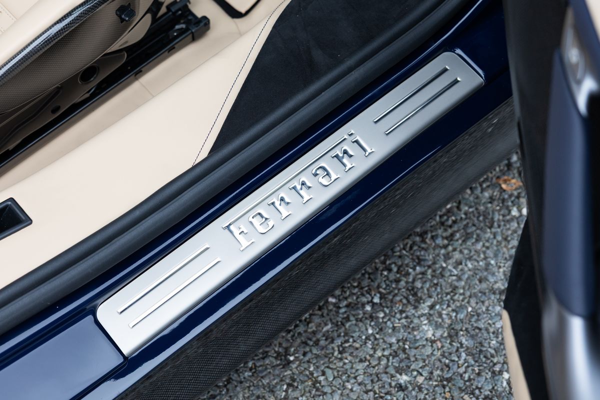 2022 Ferrari SF90 Spider