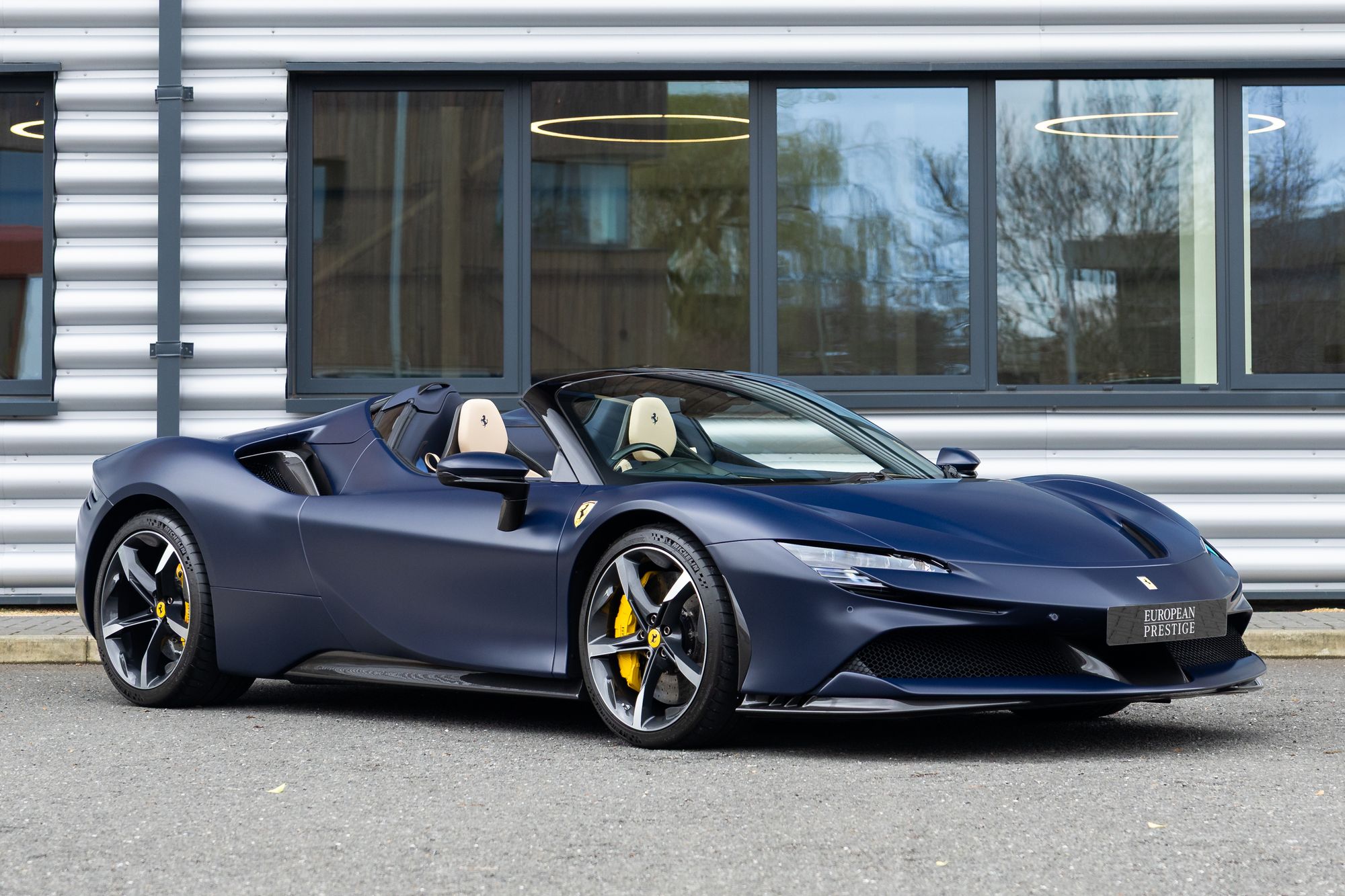Ferrari SF90 Spider 2022 - 1,...
