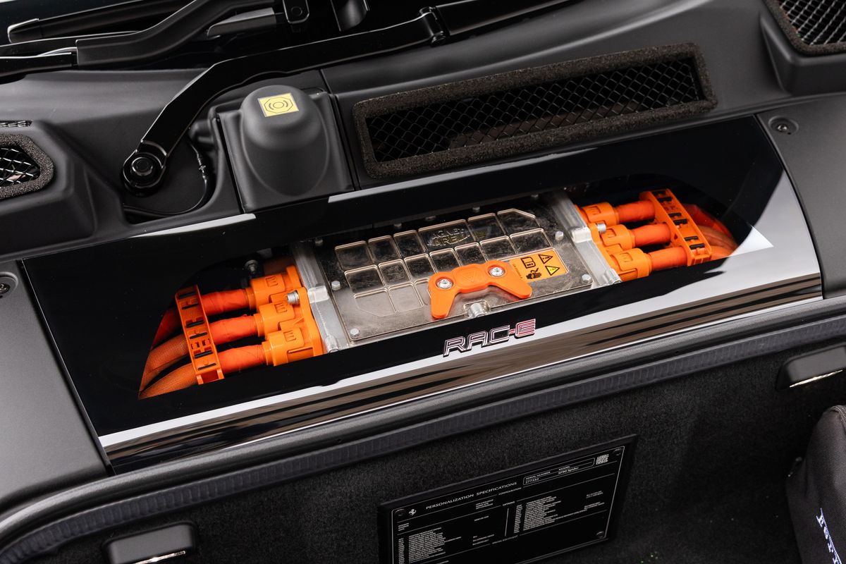 2022 Ferrari SF90 Spider