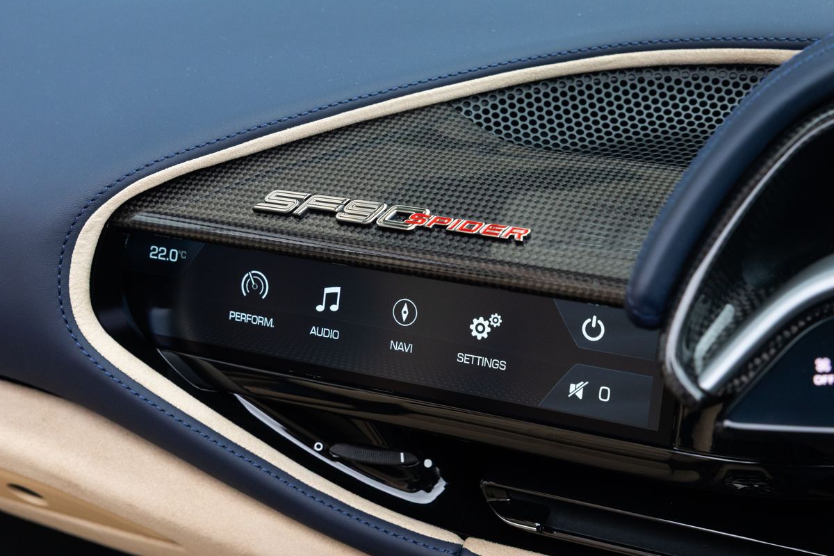 2022 Ferrari SF90 Spider