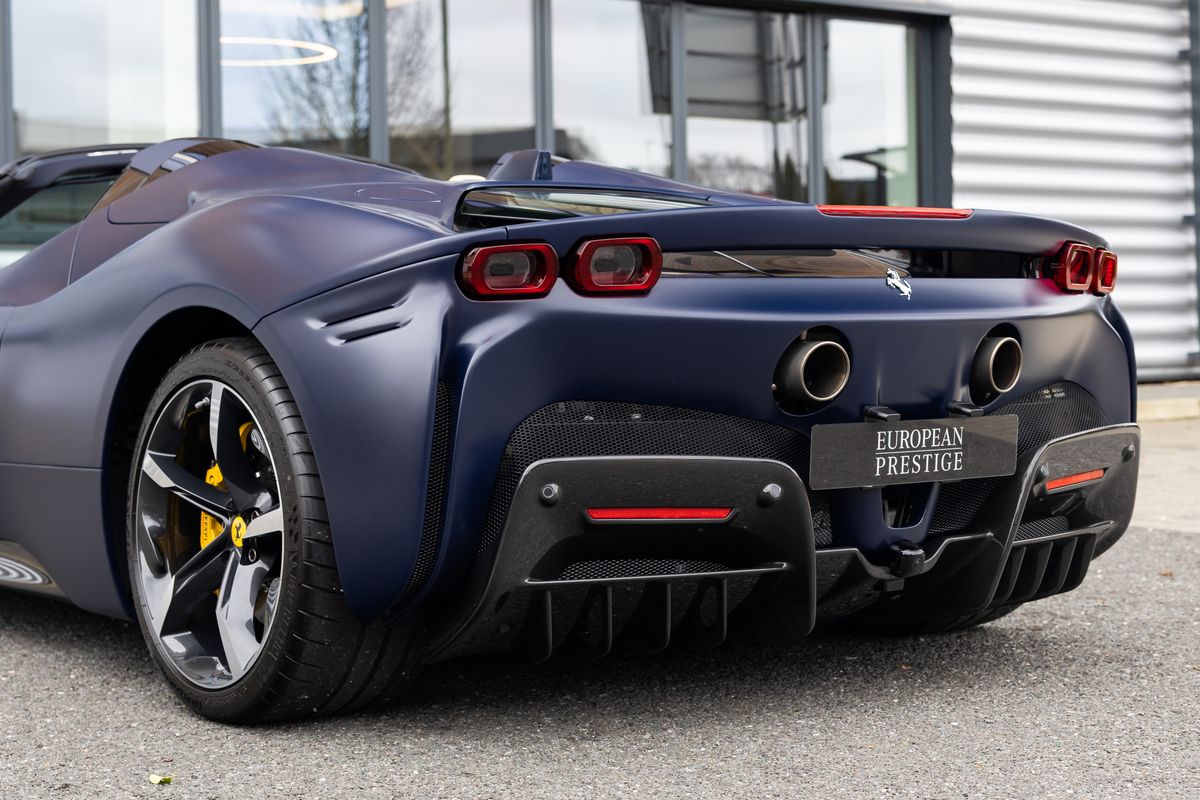 2022 Ferrari SF90 Spider