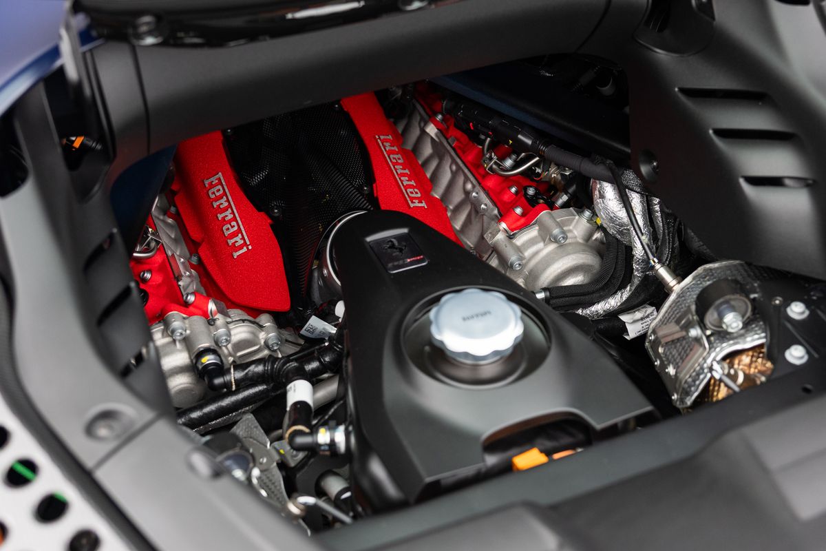 2022 Ferrari SF90 Spider