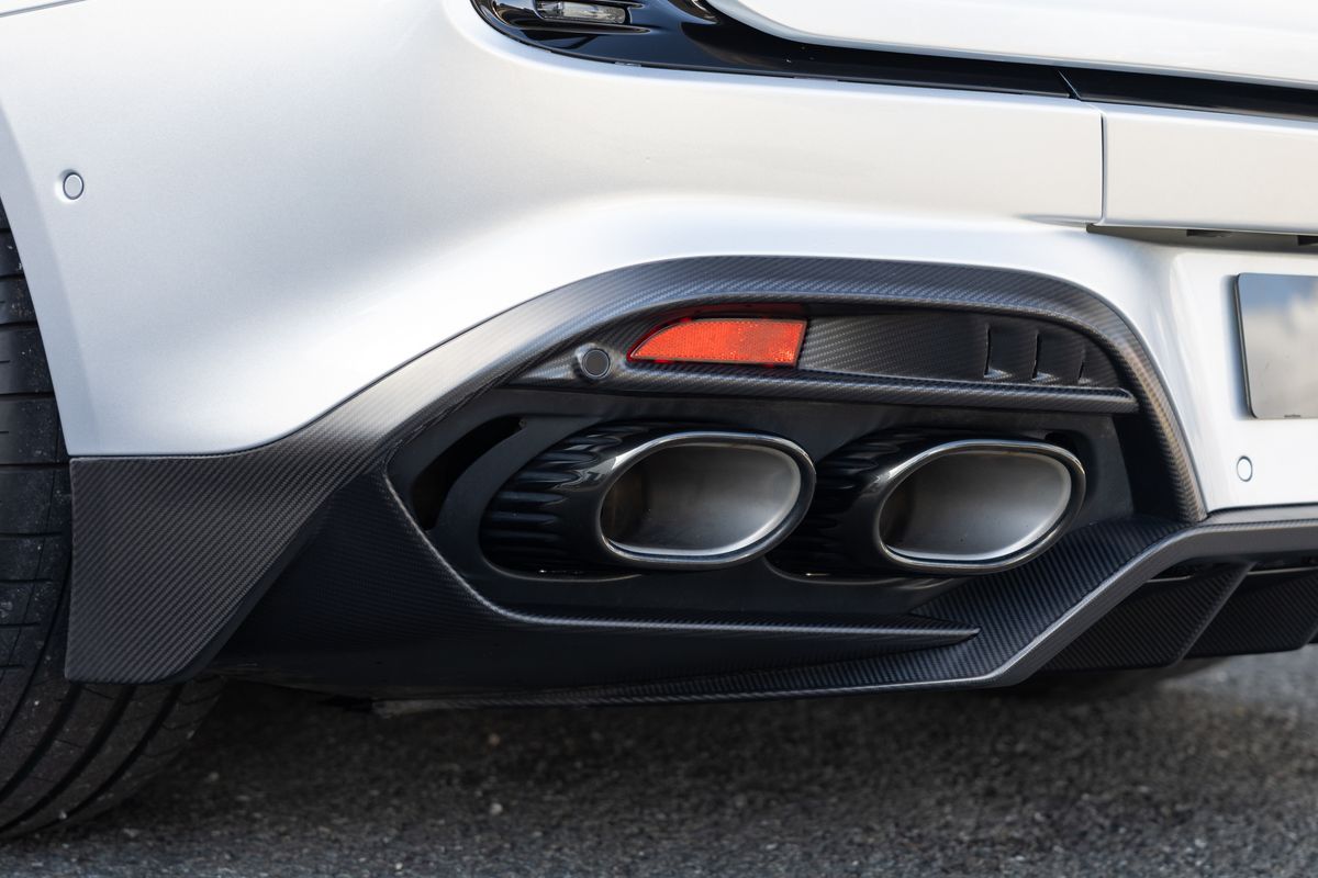 2025 Aston Martin Vanquish Volante