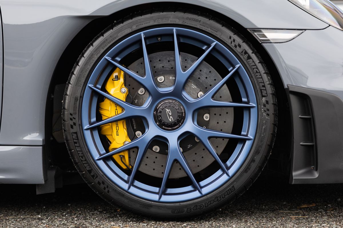 2023 Porsche 718 Cayman GT4 RS Weissach