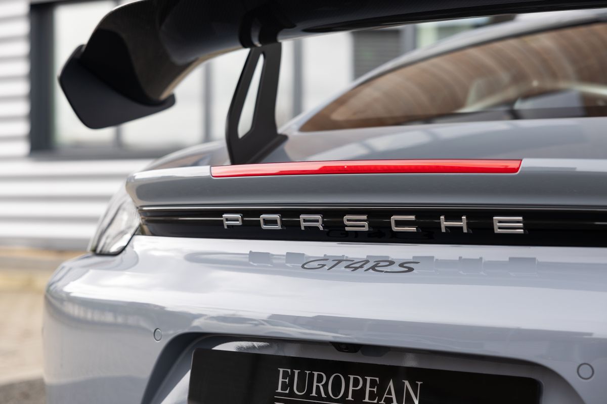 2023 Porsche 718 Cayman GT4 RS Weissach
