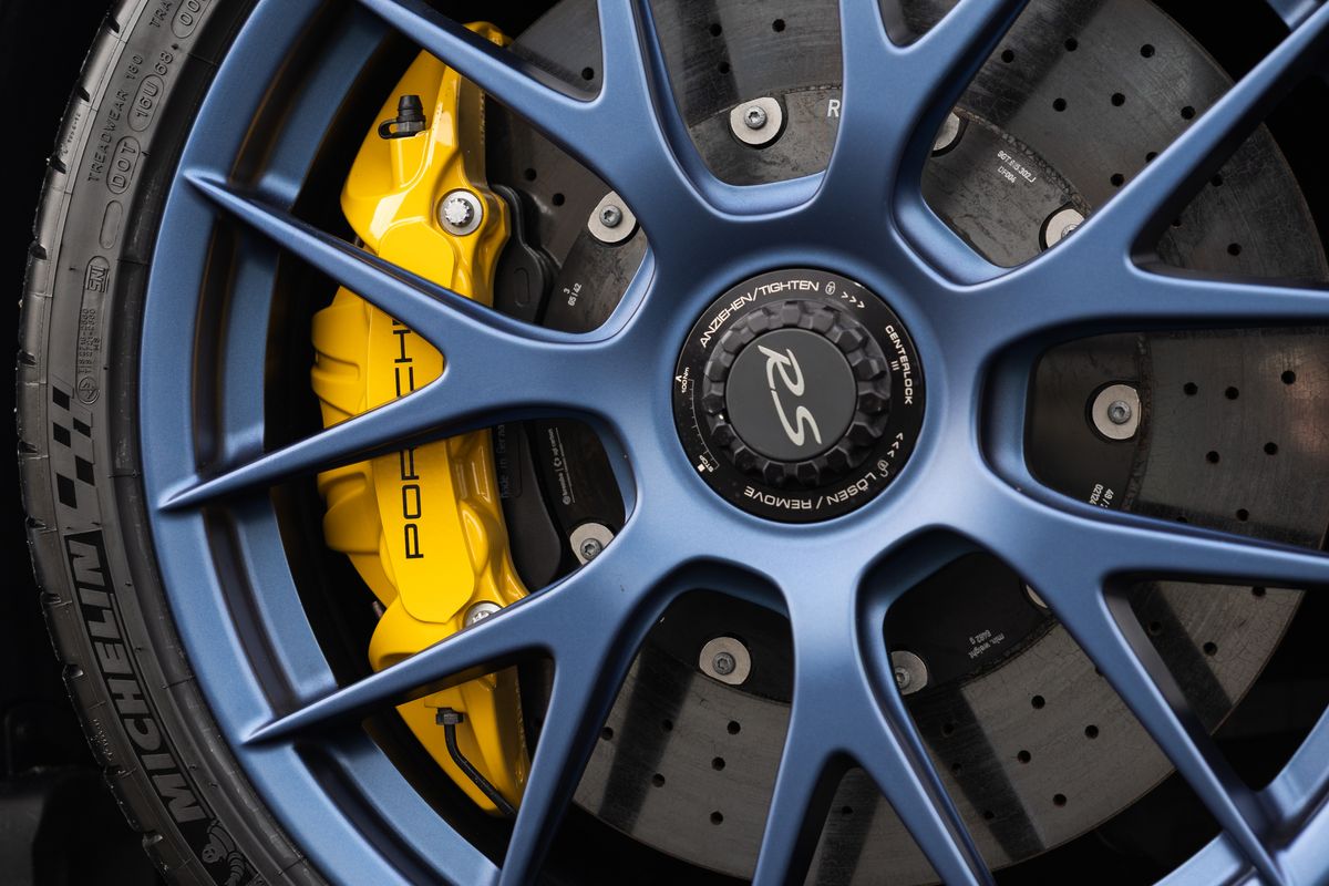 2023 Porsche 718 Cayman GT4 RS Weissach