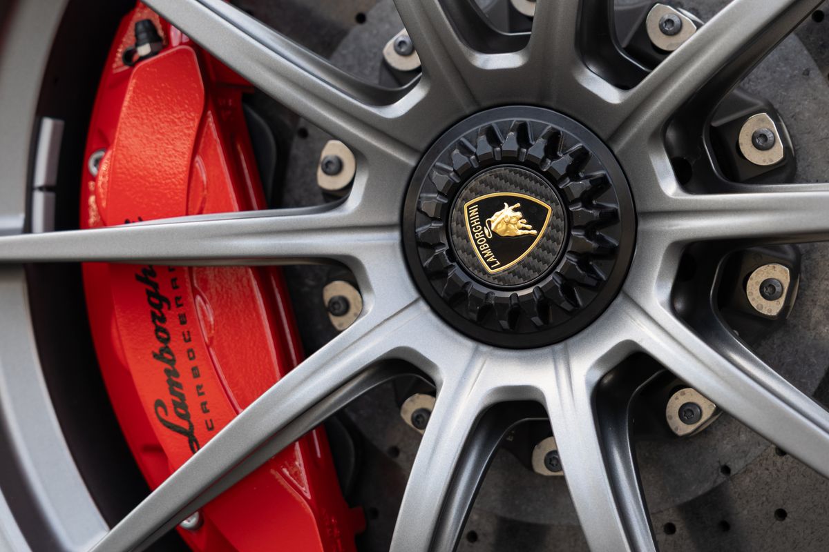 2019 Lamborghini Aventador SVJ