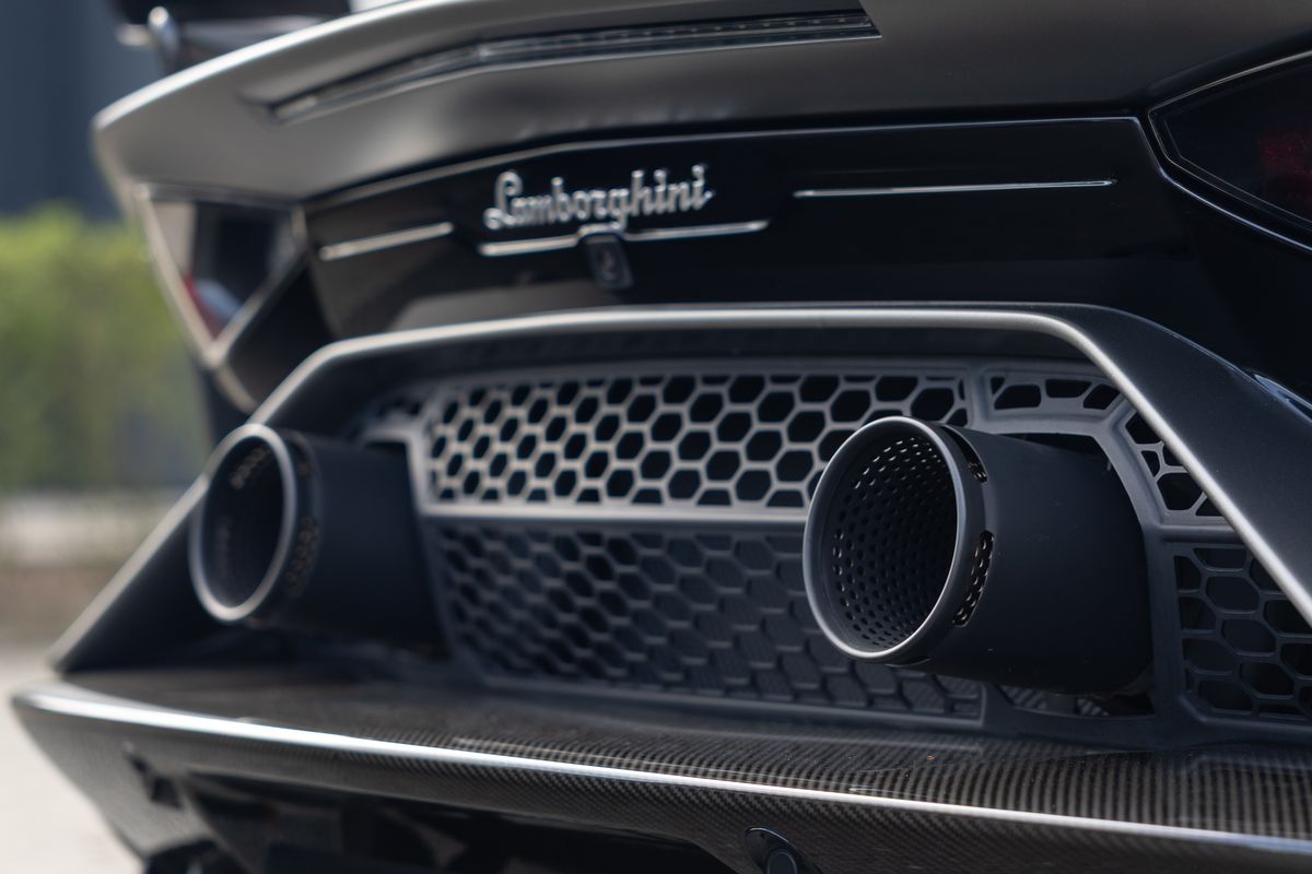 2019 Lamborghini Aventador SVJ