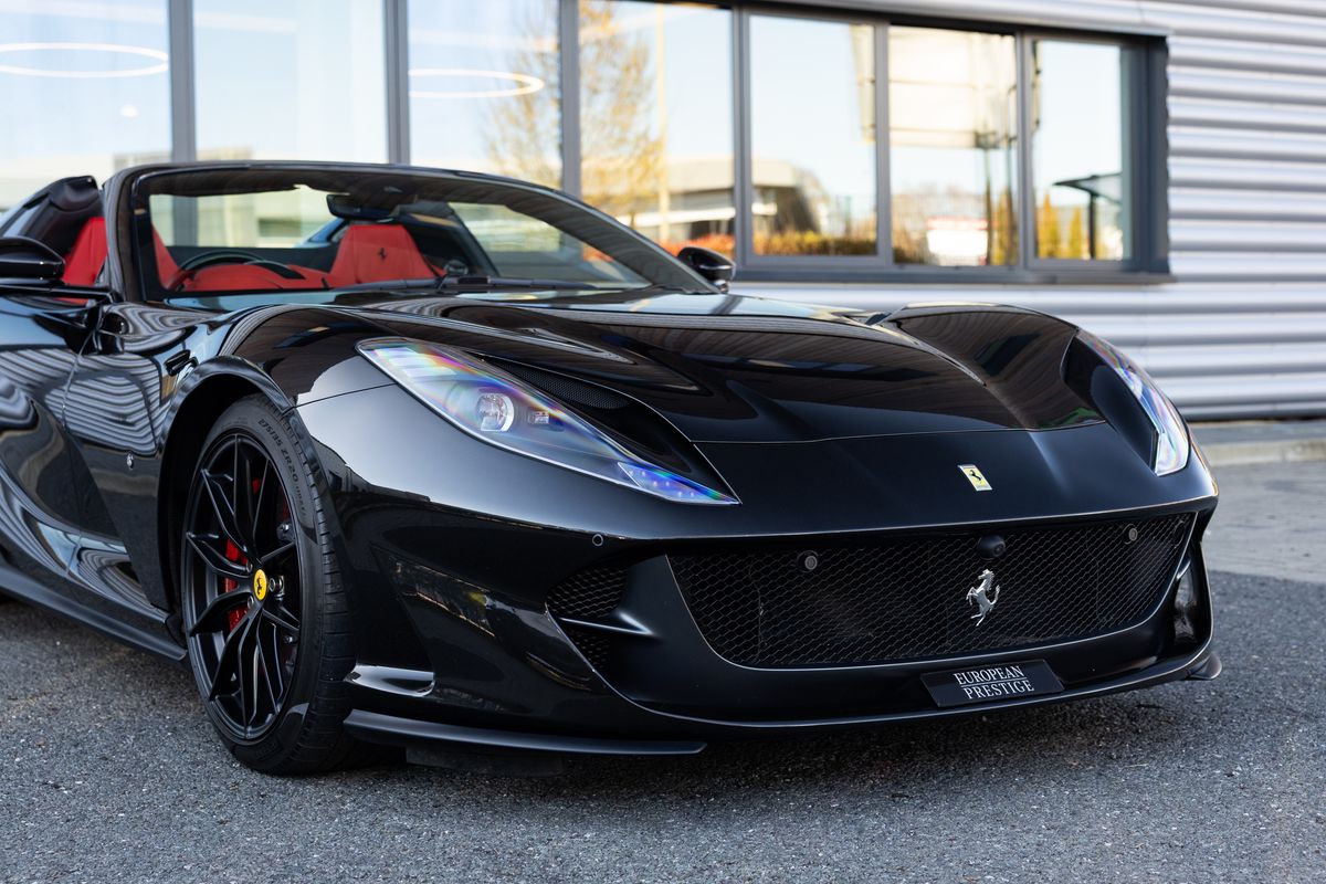 2022 Ferrari 812 GTS