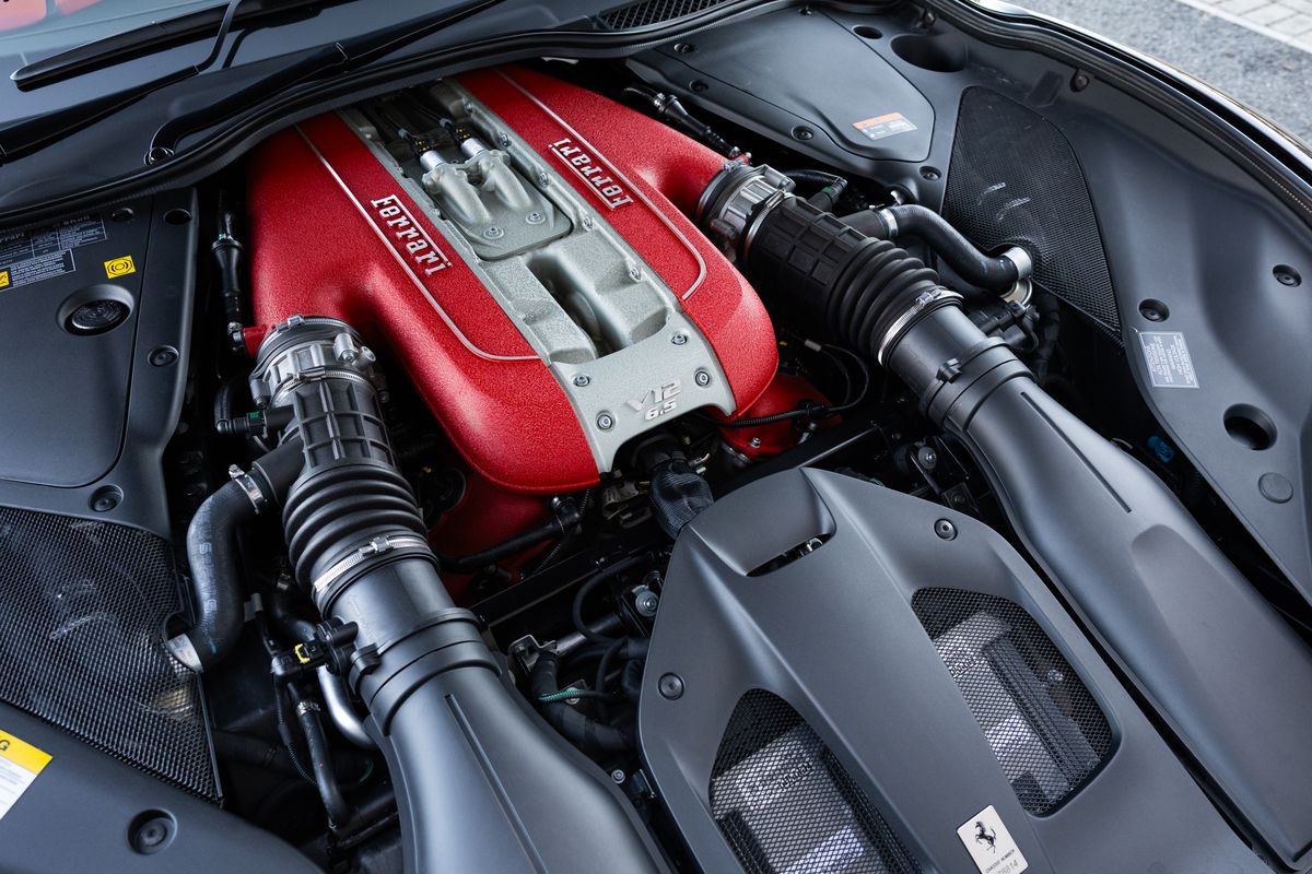 2022 Ferrari 812 GTS