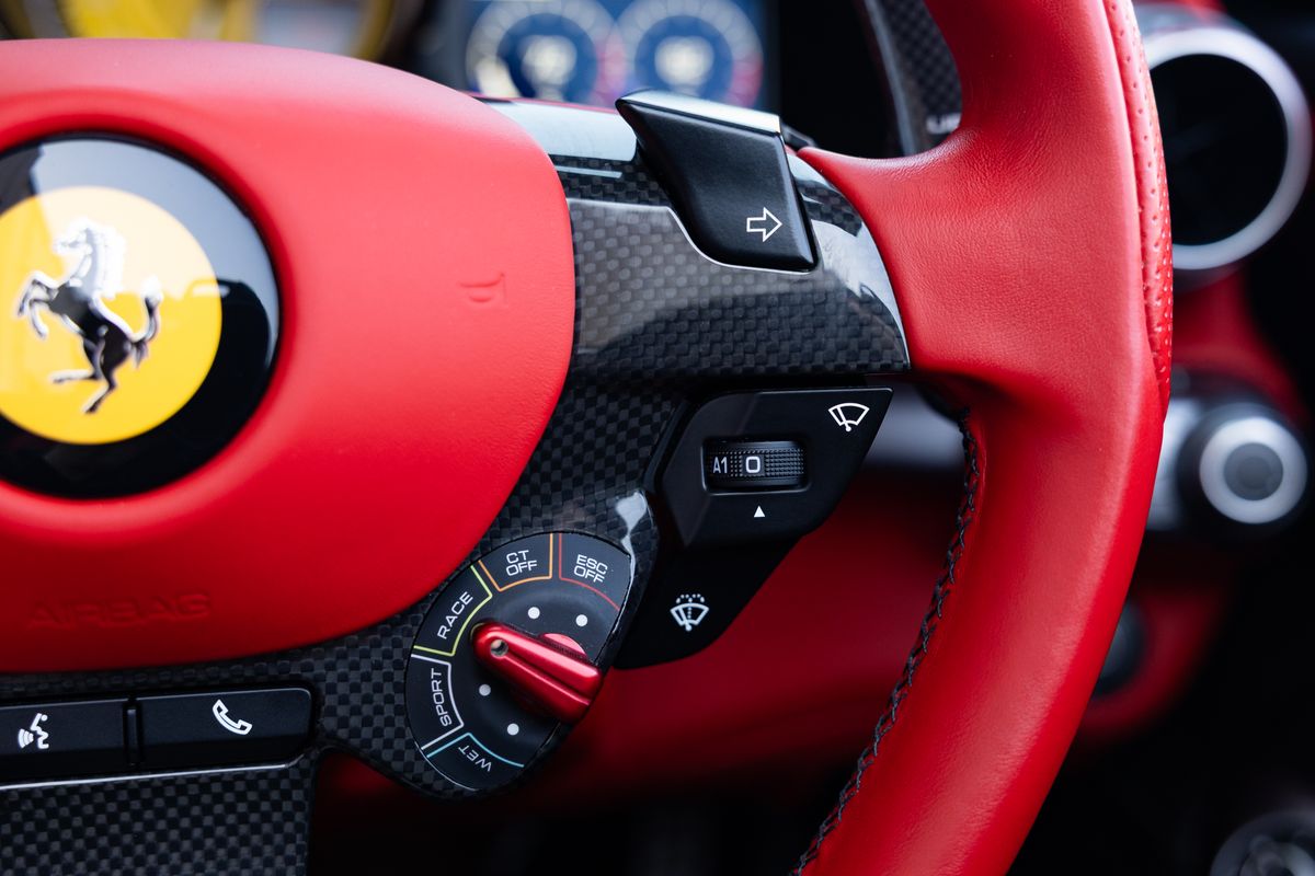 2022 Ferrari 812 GTS