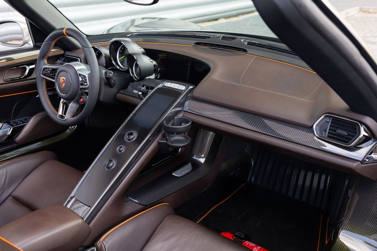 2015 Porsche 918 Spyder