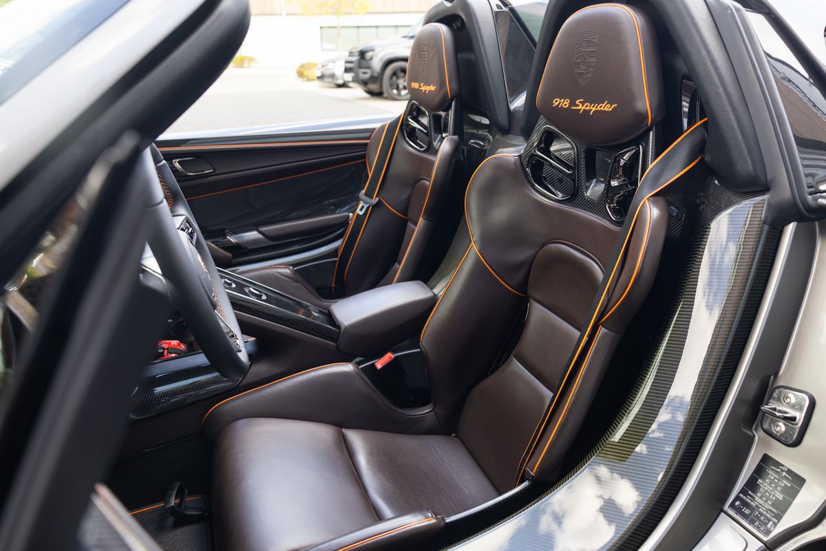 2015 Porsche 918 Spyder