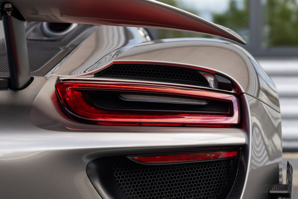 2015 Porsche 918 Spyder