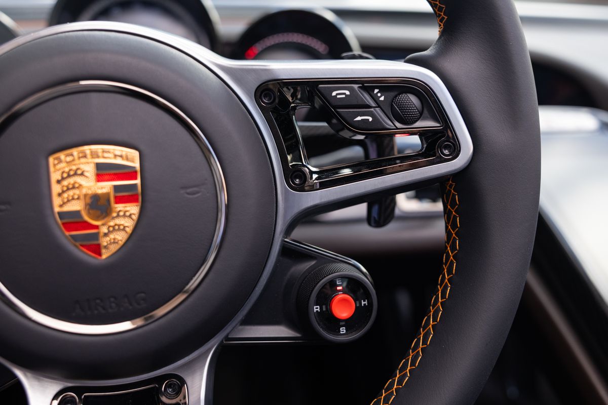 2015 Porsche 918 Spyder