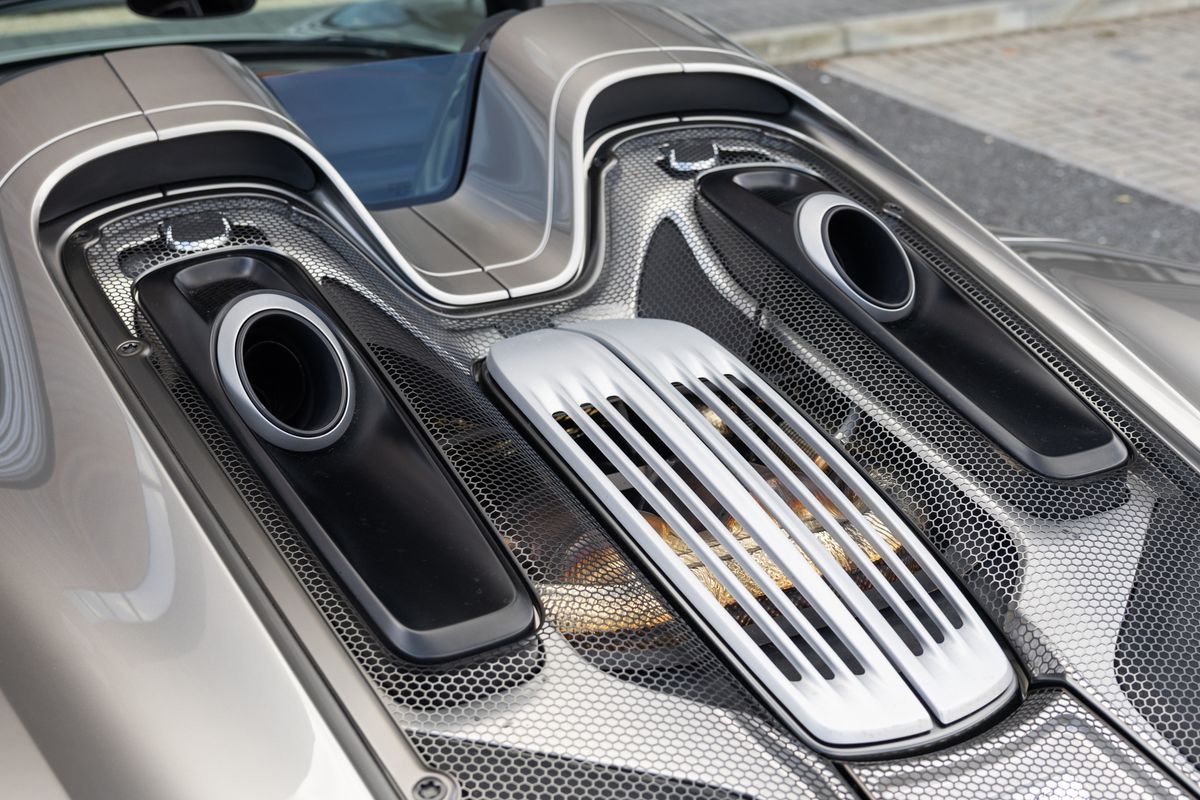 2015 Porsche 918 Spyder