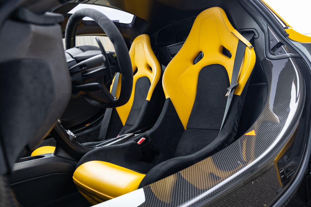 2014 McLaren P1