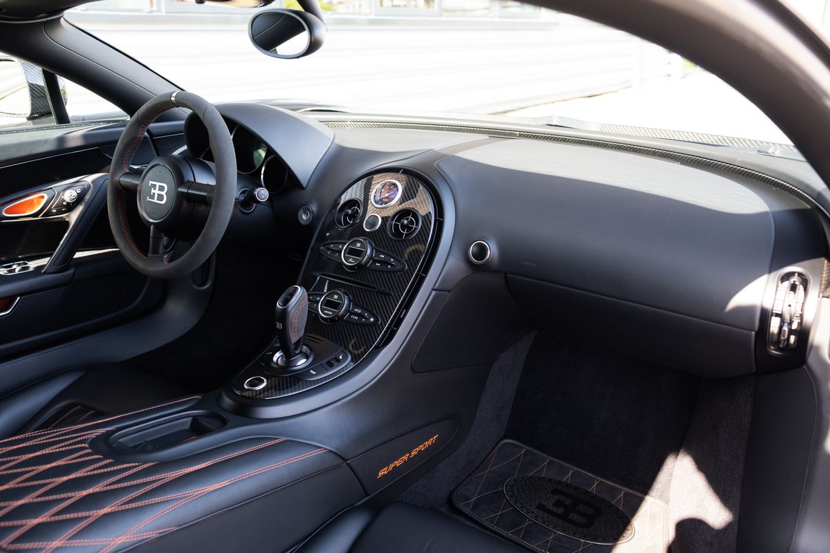 2013 Bugatti Veyron Super Sport