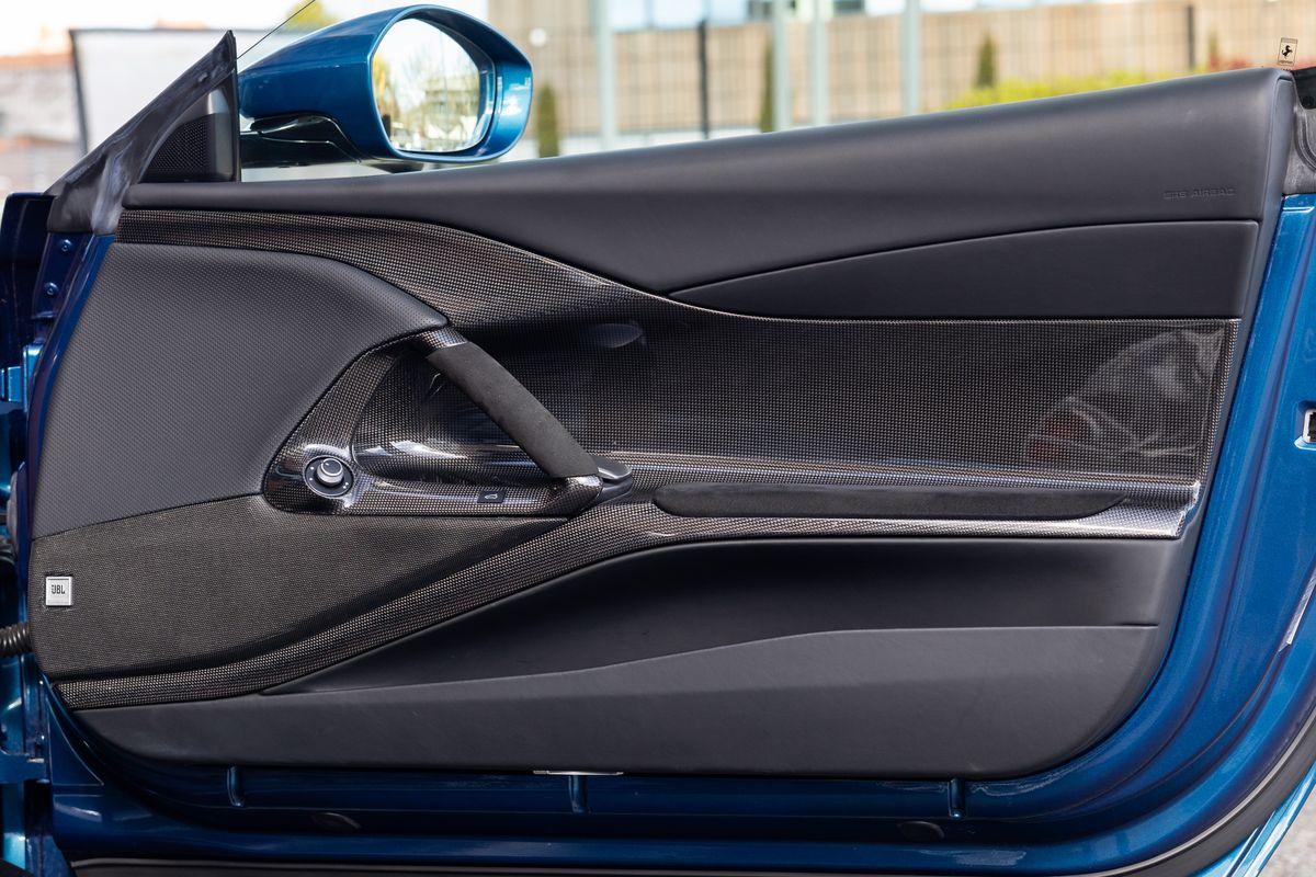 2019 Ferrari 812 Superfast