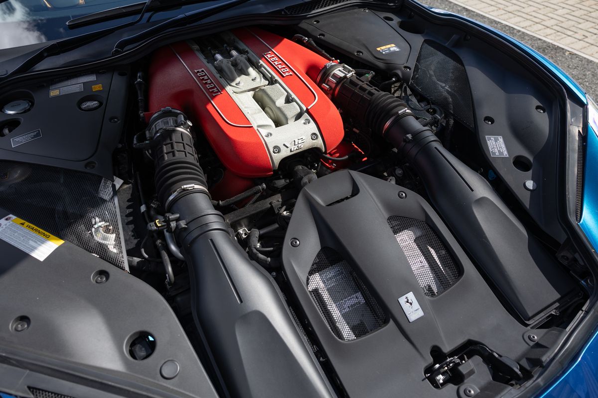 2019 Ferrari 812 Superfast