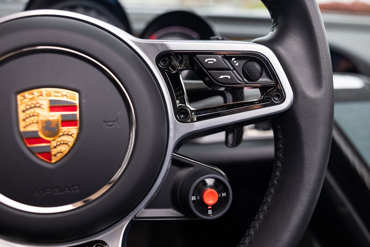 2015 Porsche 918 Spyder