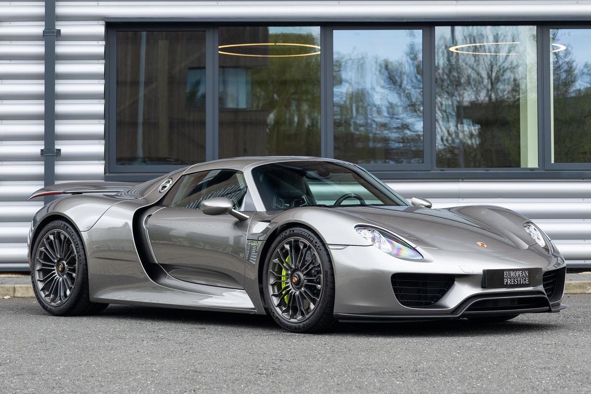 2015 Porsche 918 Spyder