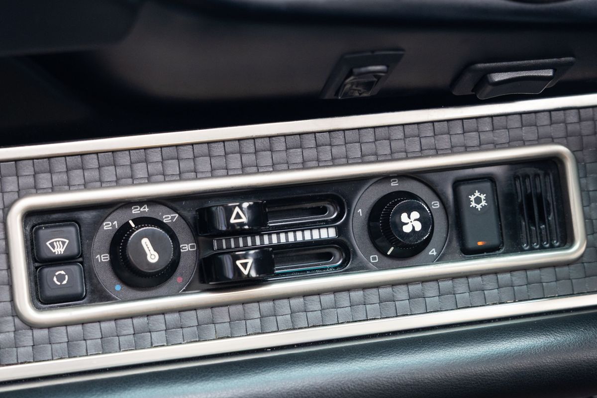 Porsche 911 Reimagined By Singer "Classic Study"