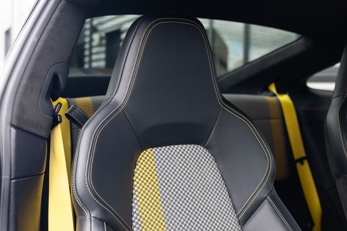 2022 Porsche 911 (992.1) Turbo S