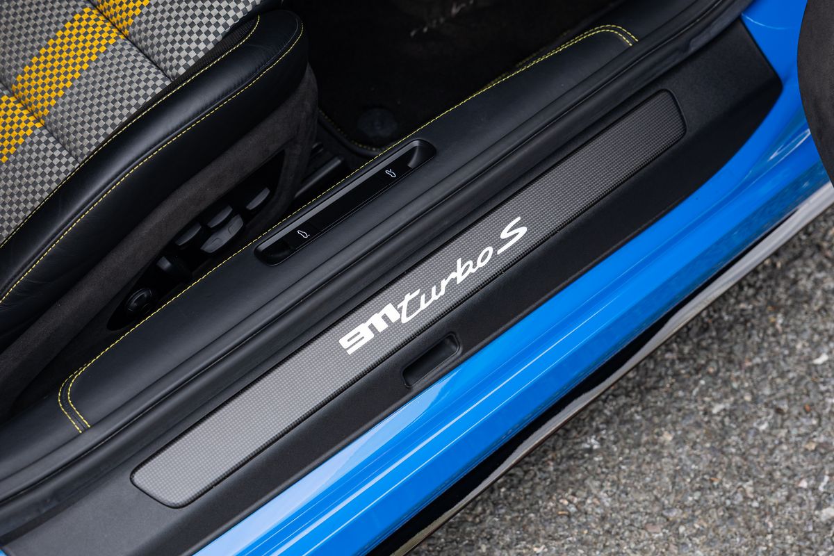 2022 Porsche 911 (992.1) Turbo S