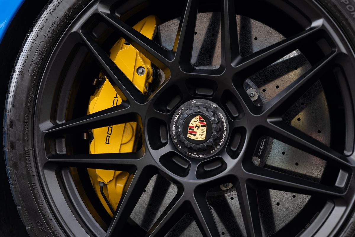 2022 Porsche 911 (992.1) Turbo S