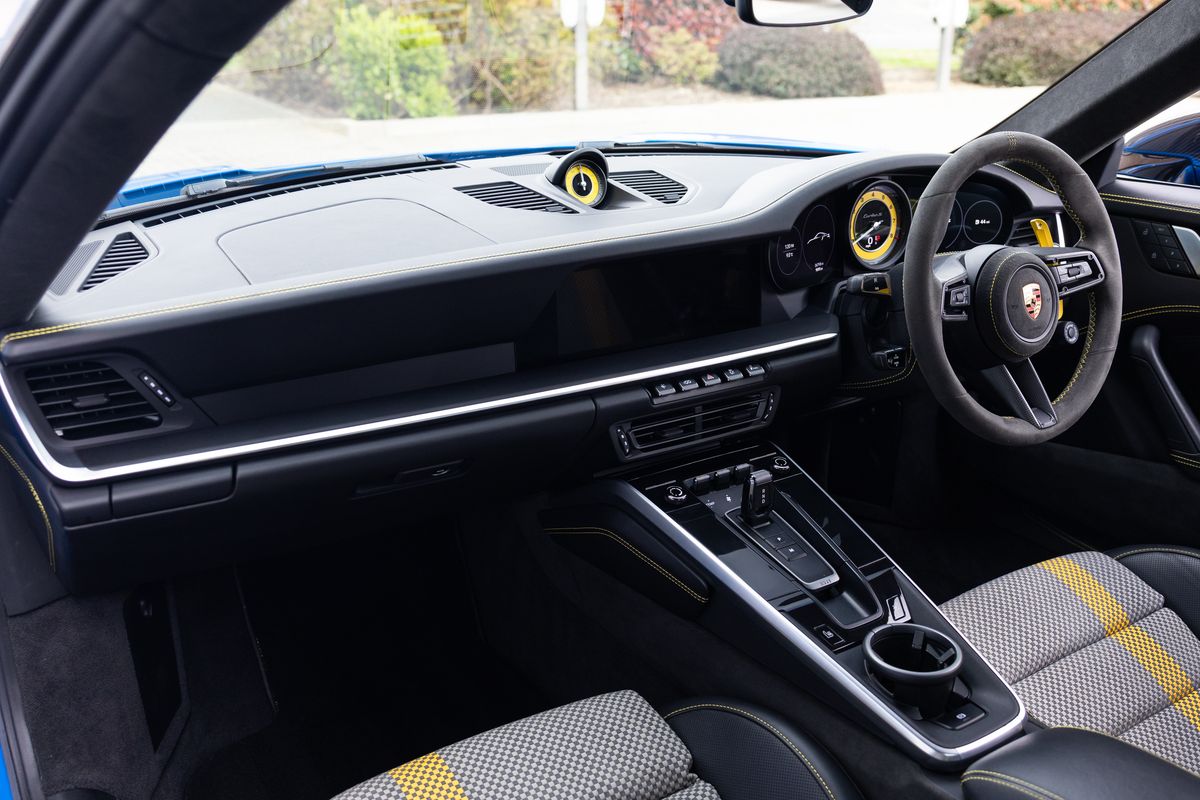 2022 Porsche 911 (992.1) Turbo S
