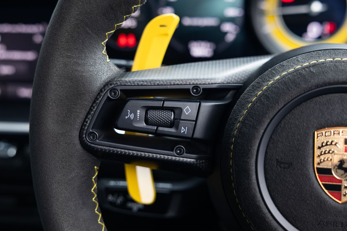 2022 Porsche 911 (992.1) Turbo S