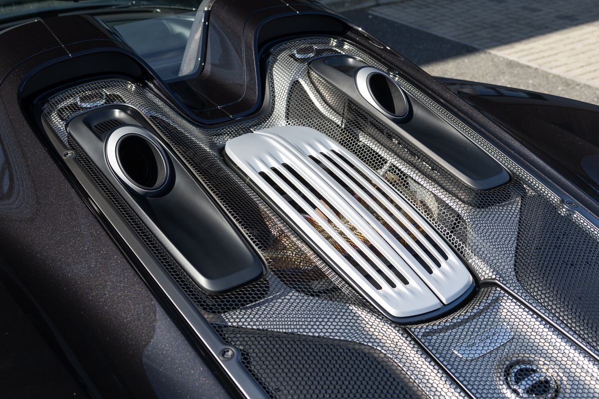2015 Porsche 918 Spyder