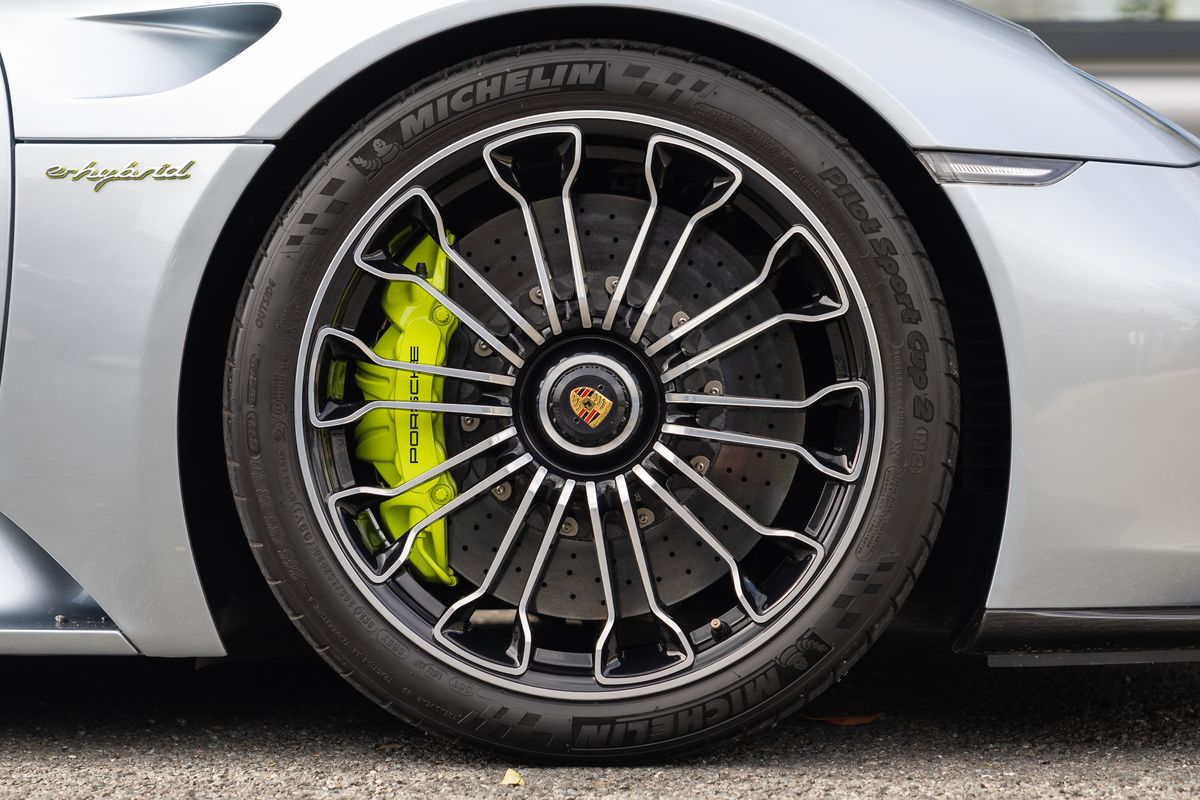 2015 Porsche 918 Spyder