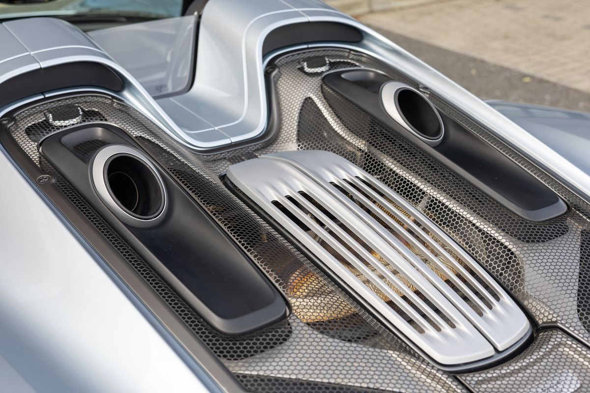 2015 Porsche 918 Spyder