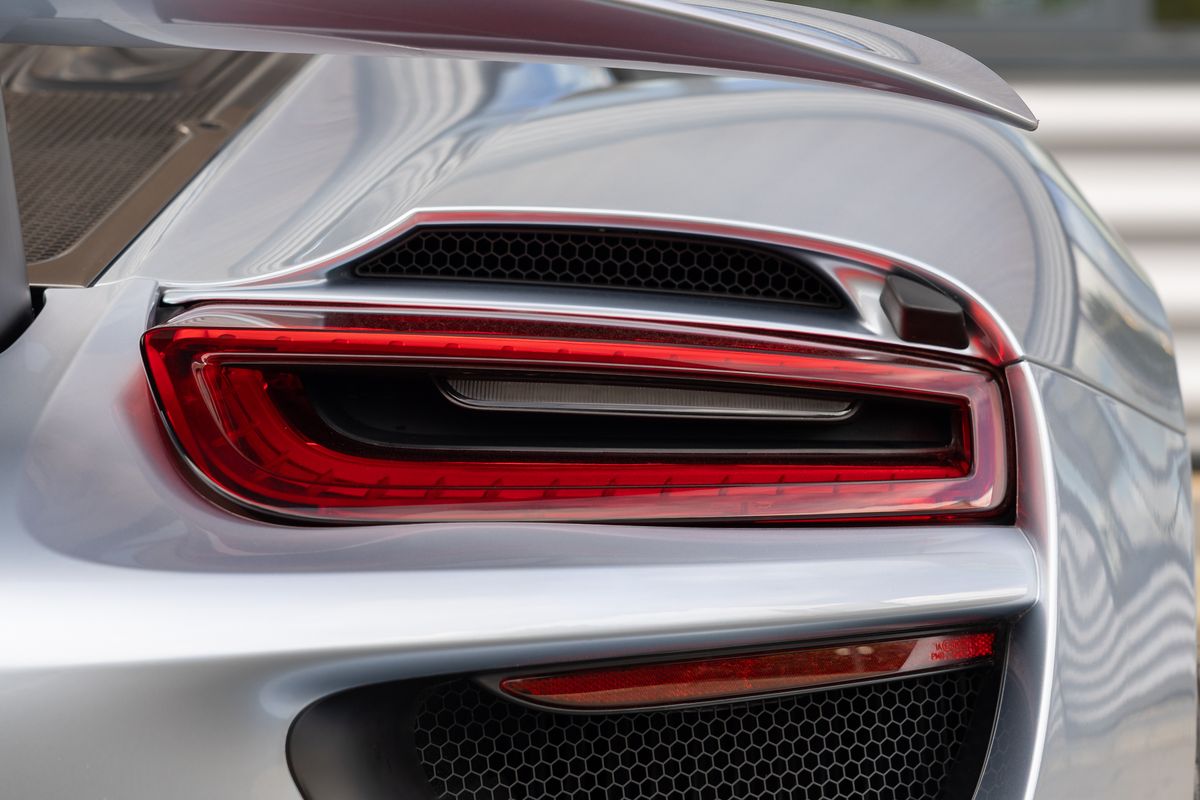 2015 Porsche 918 Spyder