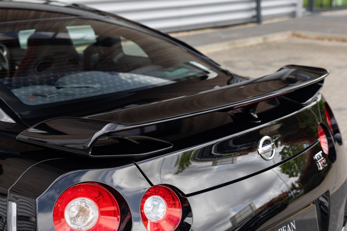 2009 Nissan R35 GT-R Black Edition