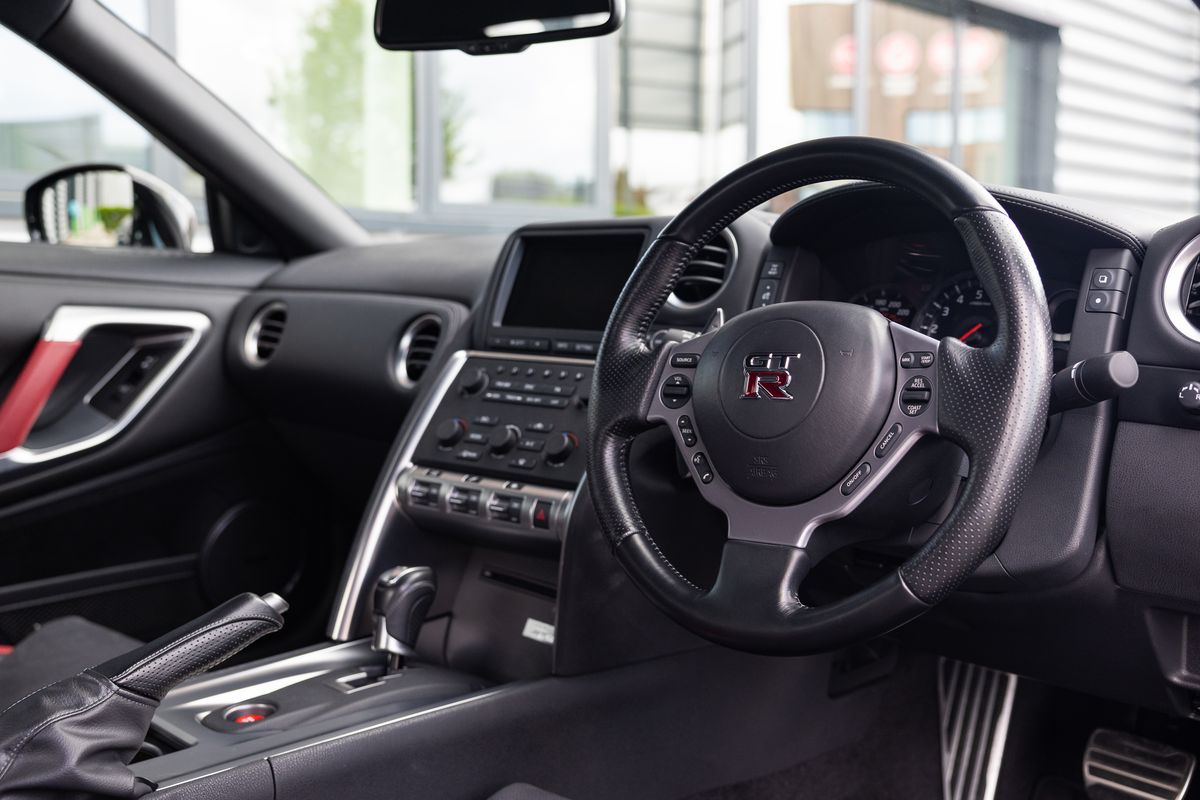 2009 Nissan R35 GT-R Black Edition