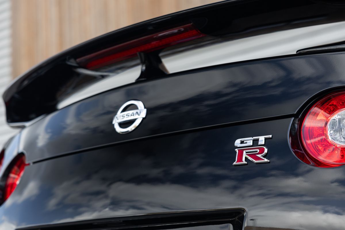 2009 Nissan R35 GT-R Black Edition