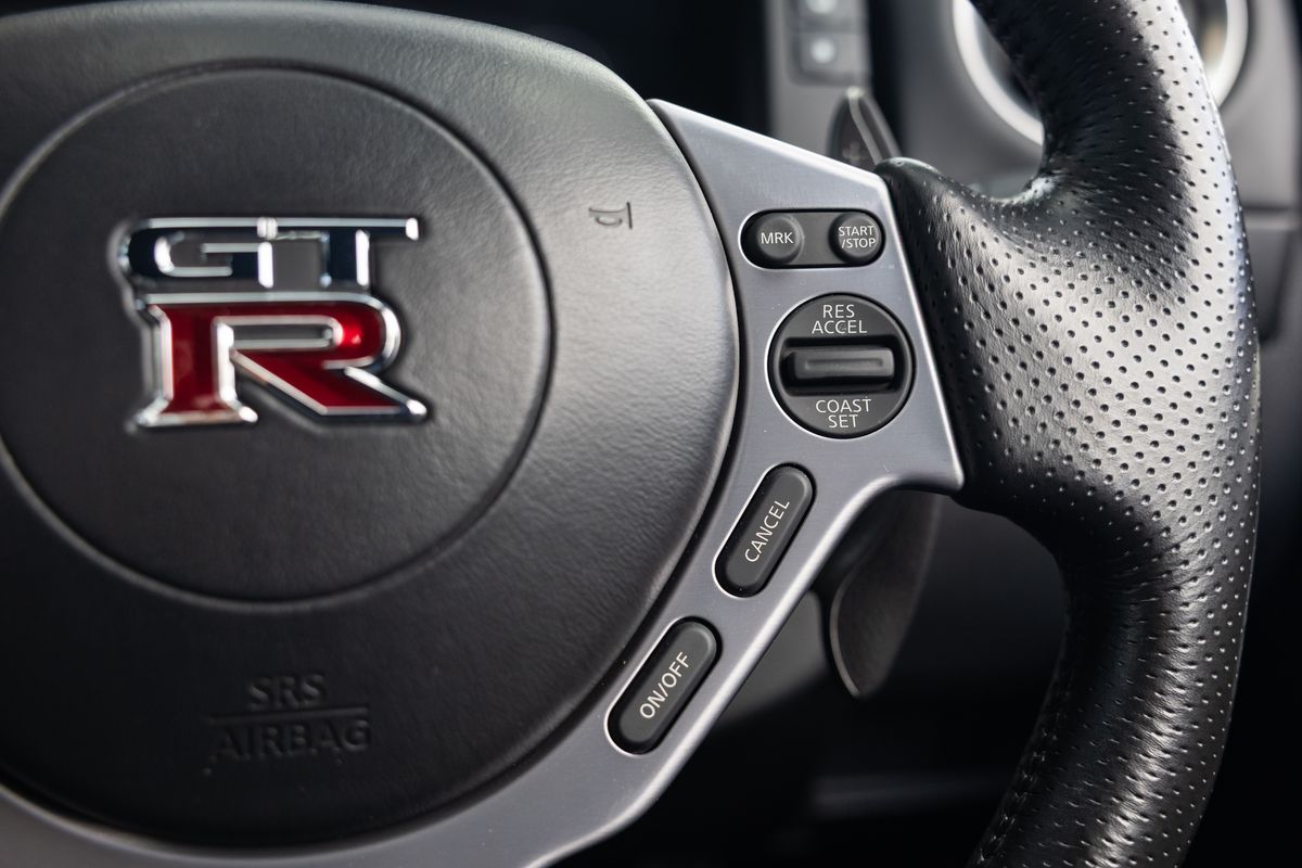 2009 Nissan R35 GT-R Black Edition