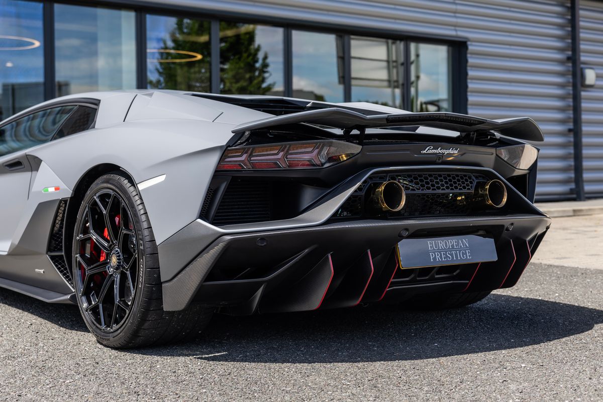 2022 Lamborghini Aventador Ultimae LP780-4