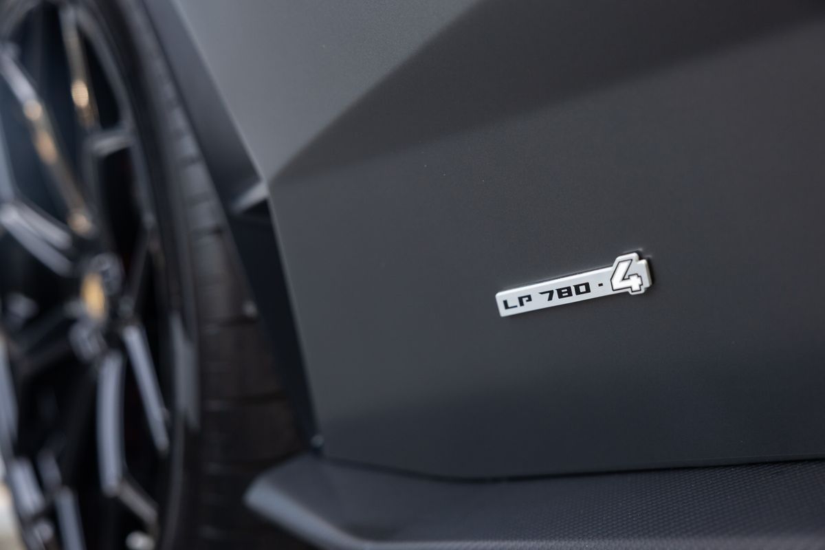 2022 Lamborghini Aventador Ultimae LP780-4