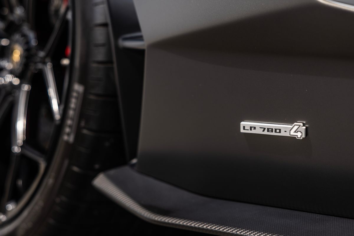 2022 Lamborghini Aventador Ultimae LP780-4