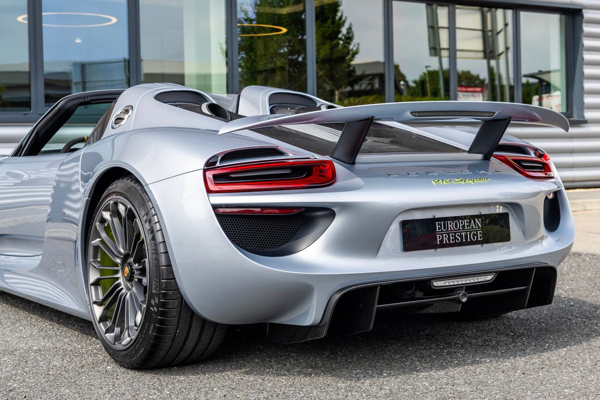 2014 Porsche 918 Spyder