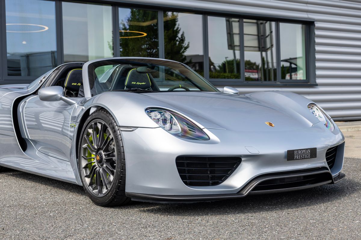 2014 Porsche 918 Spyder