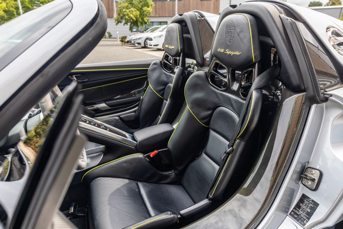 2014 Porsche 918 Spyder